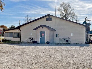 Plus de détails pour 109 S Maple St, Mulberry Grove, IL - Local commercial à vendre