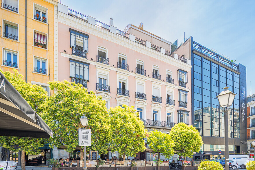 Plaza De Pedro Zerolo, 11, Madrid, Madrid à louer - Photo de l’immeuble – Image 2 sur 2