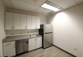 6855 S Havana St, Centennial, CO à louer Photo intérieure– Image 1 sur 11