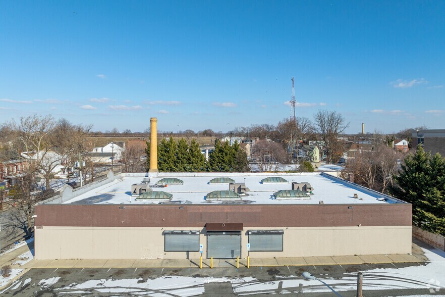 802 Prospect St, Trenton, NJ à louer - Photo de l’immeuble – Image 2 sur 4