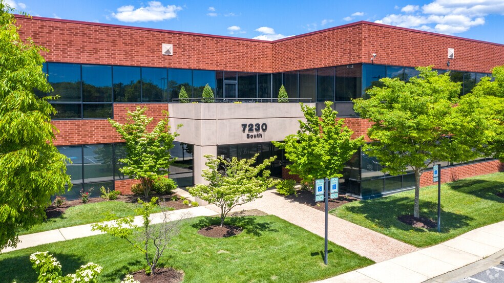 7230 Lee Deforest Dr, Columbia, MD à vendre - Photo de l’immeuble – Image 3 sur 21