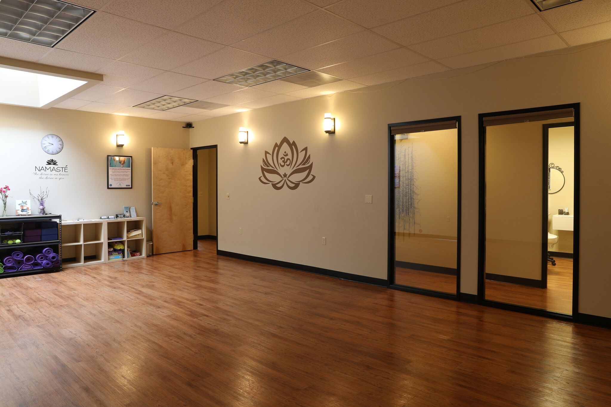 17050-17120 Pilkington Rd, Lake Oswego, OR à louer Photo intérieure– Image 1 sur 6