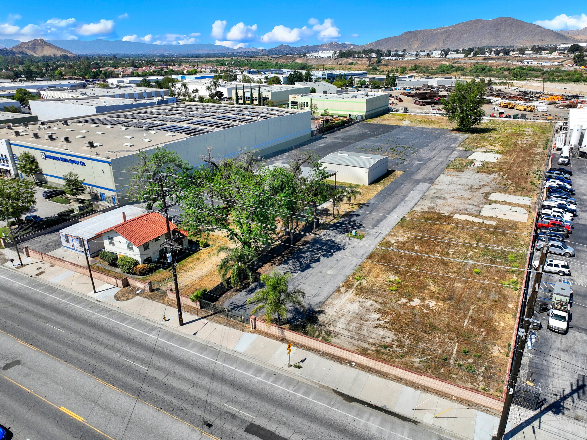225 & 263 Main St, Riverside, CA à vendre Photo principale– Image 1 sur 35