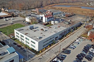 Plus de détails pour 100-112 W Butler Ave, Ambler, PA - Industriel/Logistique à louer