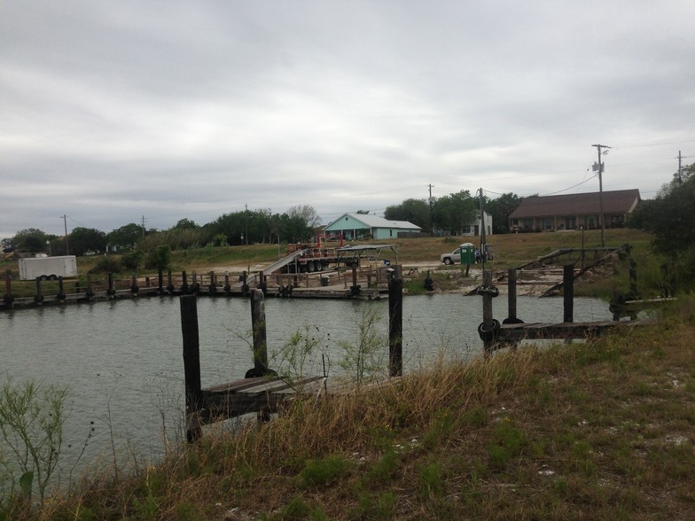 408 S Commerce St, Port Lavaca, TX à louer - Photo principale – Image 1 sur 7