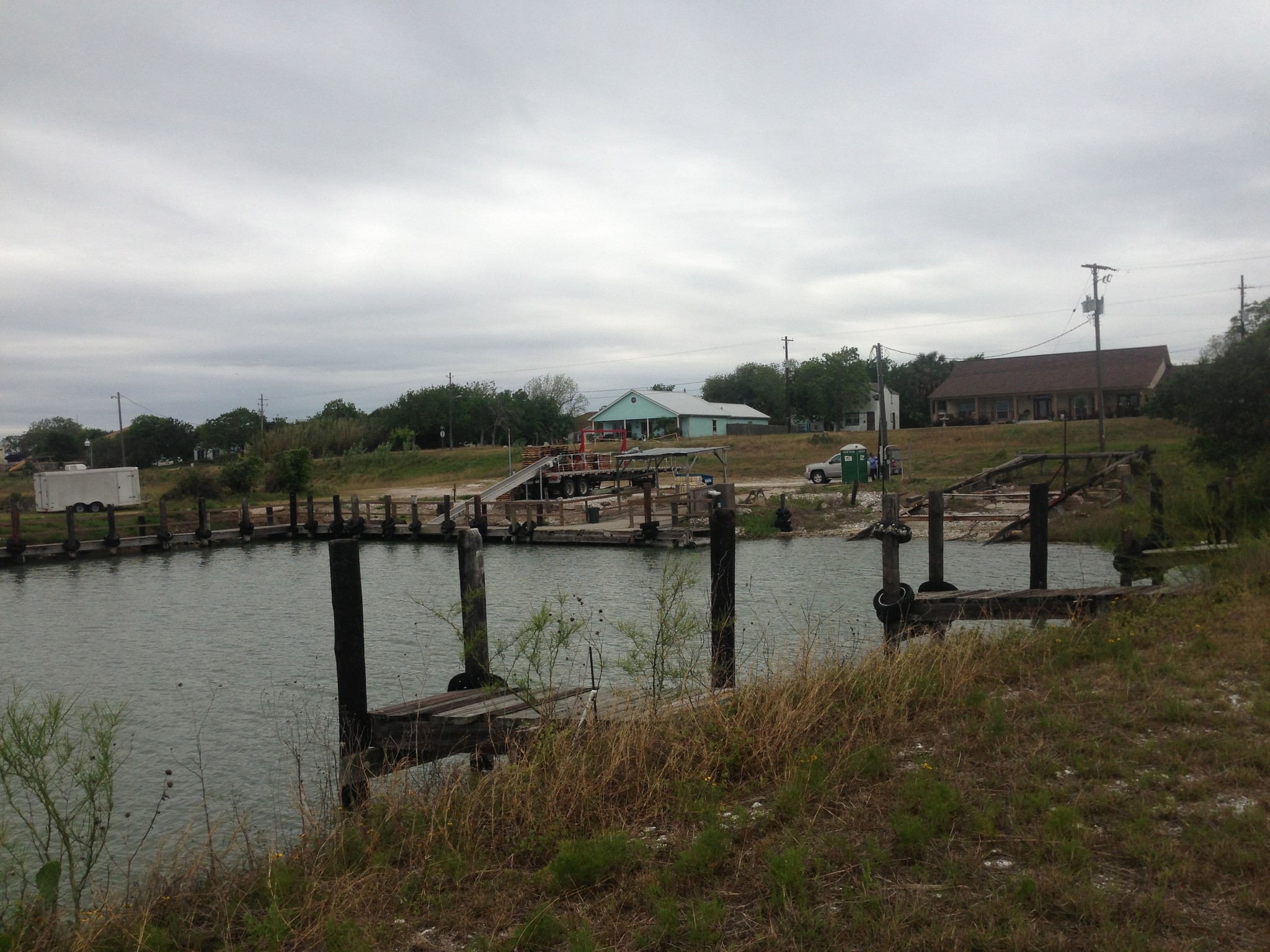 408 S Commerce St, Port Lavaca, TX à louer Photo principale– Image 1 sur 8