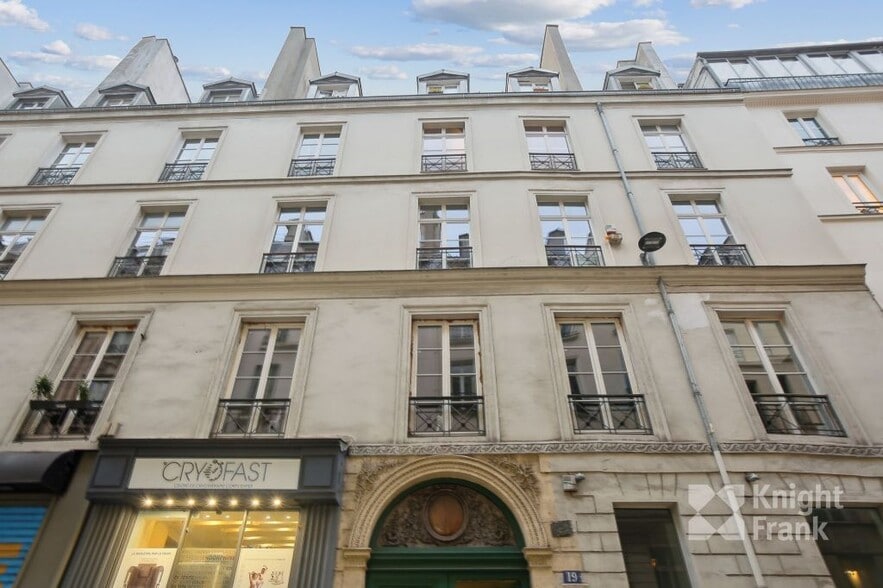 19 Rue De Cléry, Paris à louer - Photo de l’immeuble – Image 1 sur 9