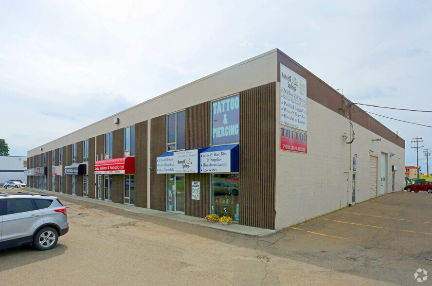 5908 50th St, Leduc, AB à louer - Photo de l’immeuble – Image 3 sur 4