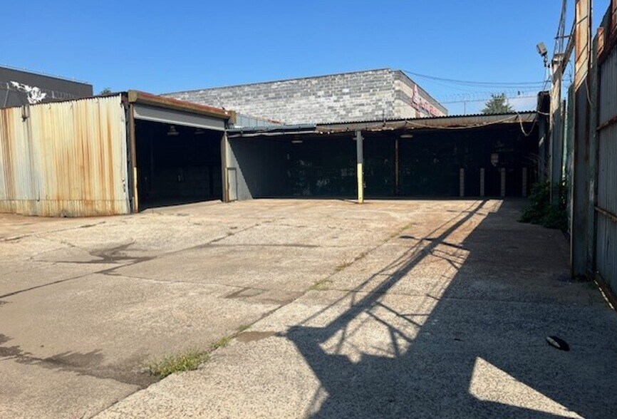 134 Junius St, Brooklyn, NY à louer - Photo de l’immeuble – Image 2 sur 8