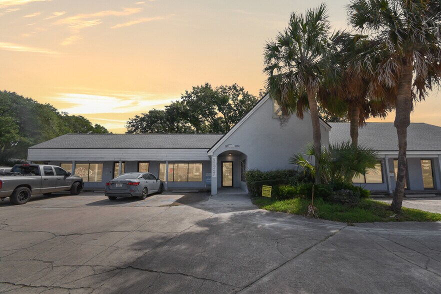 2738-2748 US Highway 1, Saint Augustine, FL à louer - Photo de l’immeuble – Image 2 sur 11