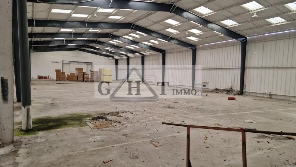 Industriel/Logistique dans Angerville à vendre - Photo intérieure – Image 2 sur 7