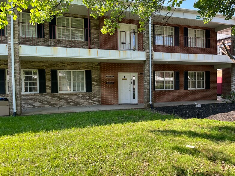 14300 Gallant Fox Ln, Bowie, MD à vendre - Photo de l’immeuble – Image 2 sur 8