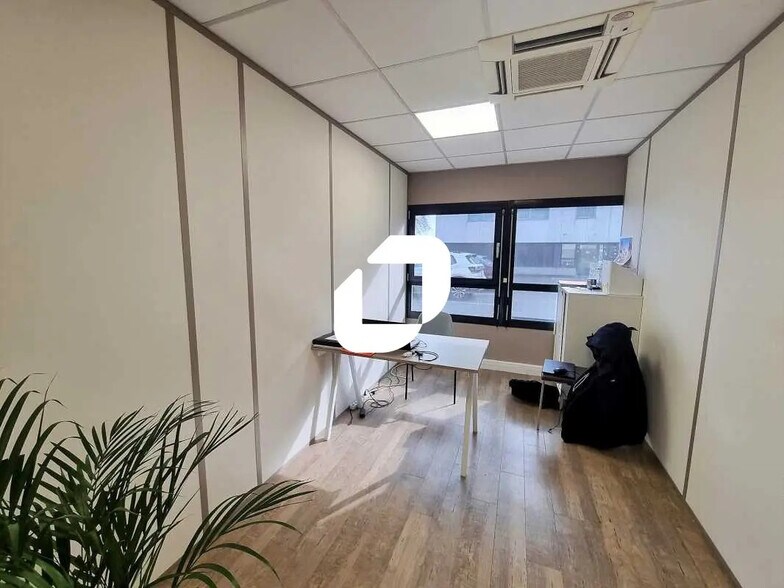 Bureau dans Limas à louer - Photo de l’immeuble – Image 1 sur 6