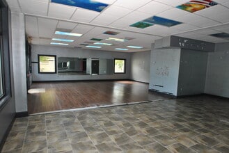 555 Lacey Rd, Forked River, NJ à louer Photo intérieure– Image 1 sur 2