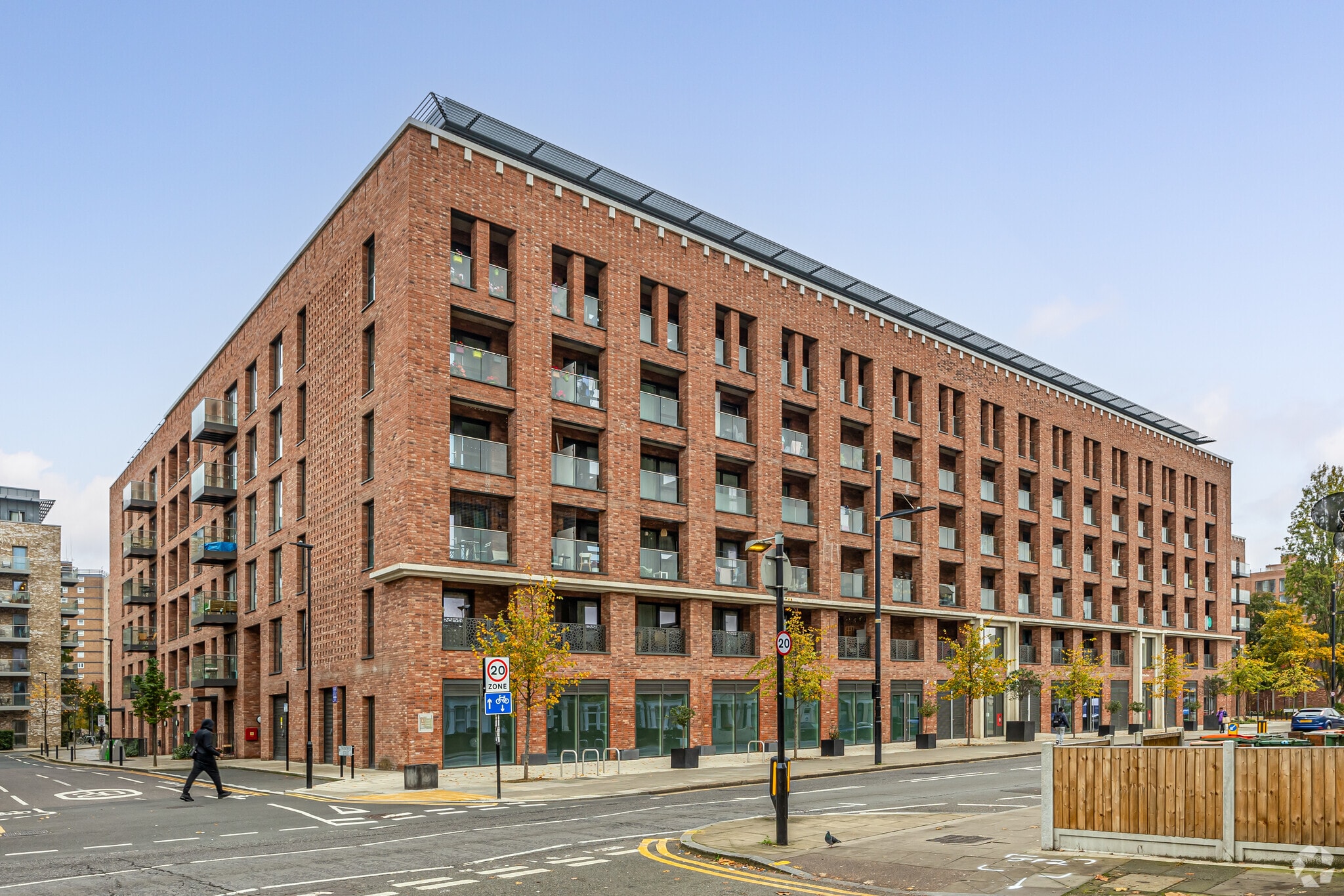 545 Green St, Londres à louer Photo principale– Image 1 sur 9