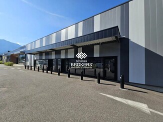 Plus de détails pour Local commercial à louer