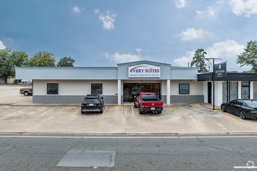 601-609 N 5th St, Monroe, LA à louer - Photo de l’immeuble – Image 3 sur 17
