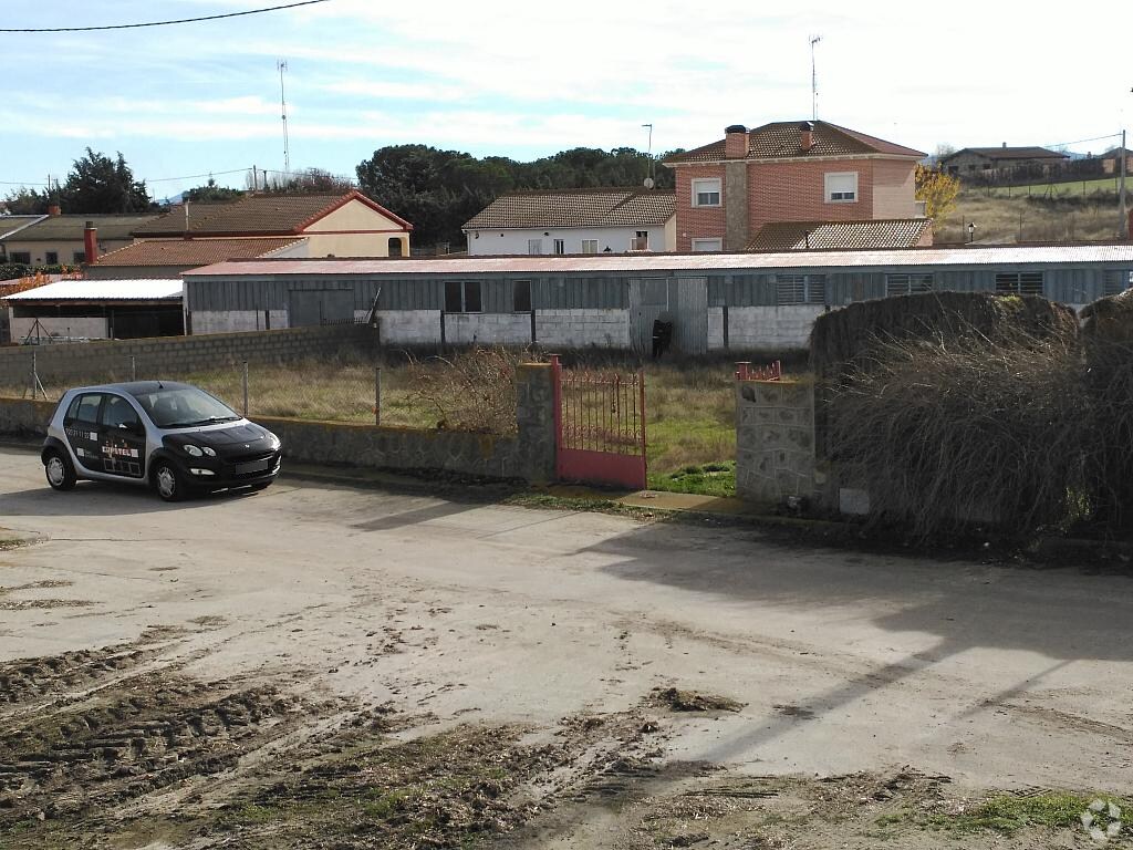 Industriel/Logistique dans Blascosancho, Ávila à vendre Photo principale– Image 1 sur 12