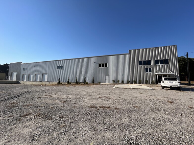 2111 Industrial Park Dr SE, Wilson, NC à vendre - Photo de l’immeuble – Image 2 sur 5