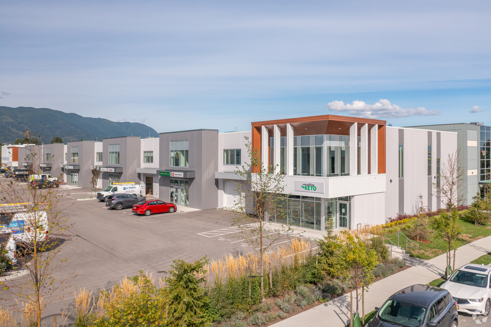 950 Seaborne Av, Port Coquitlam, BC à vendre Photo principale– Image 1 sur 19