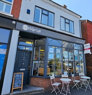 Plus de détails pour 62 Station Rd, Northwich - Local commercial à vendre