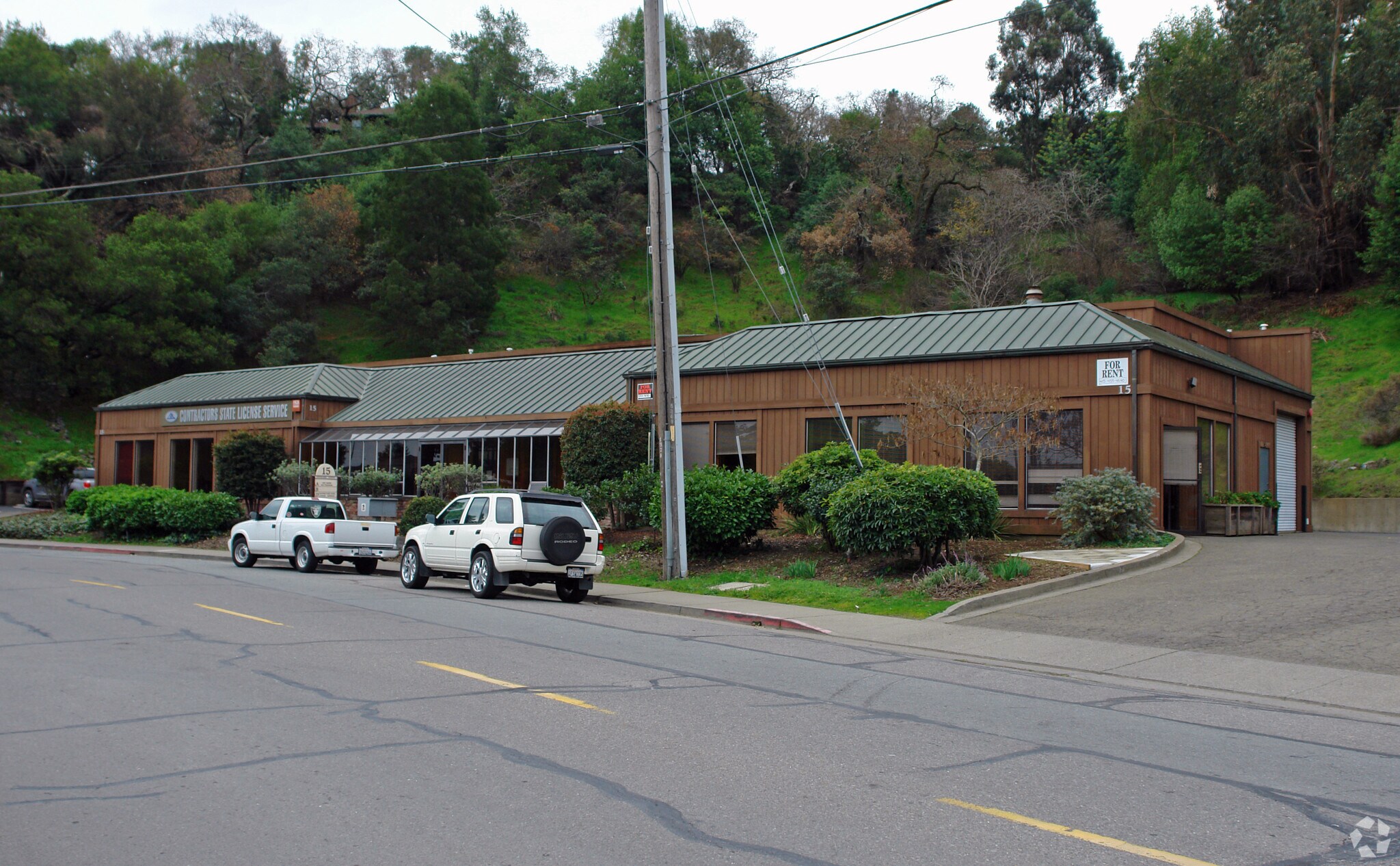 15 Woodland Ave, San Rafael, CA à vendre Photo principale– Image 1 sur 13