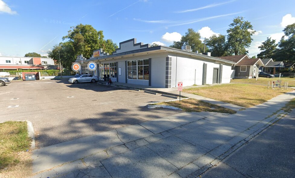 3701 N. Central Ave, Tampa, FL à louer - Photo de l’immeuble – Image 2 sur 8