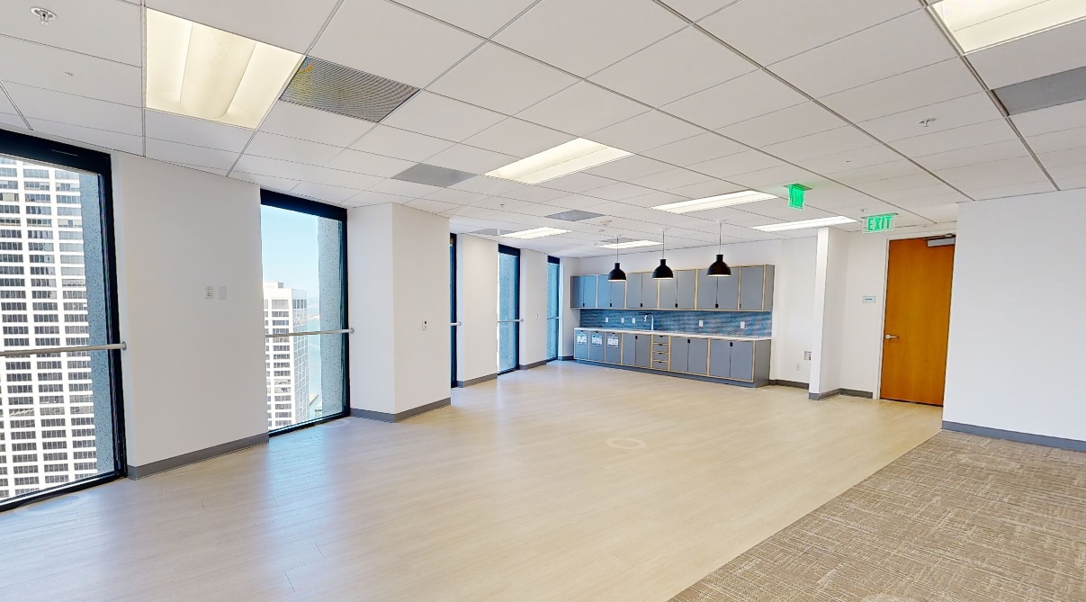 201 Mission St, San Francisco, CA à louer Photo intérieure– Image 1 sur 3