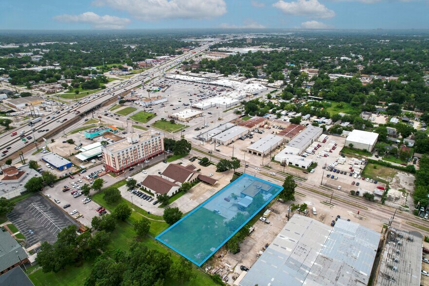 614 E Tidwell Rd, Houston, TX à vendre - Aérien – Image 2 sur 11