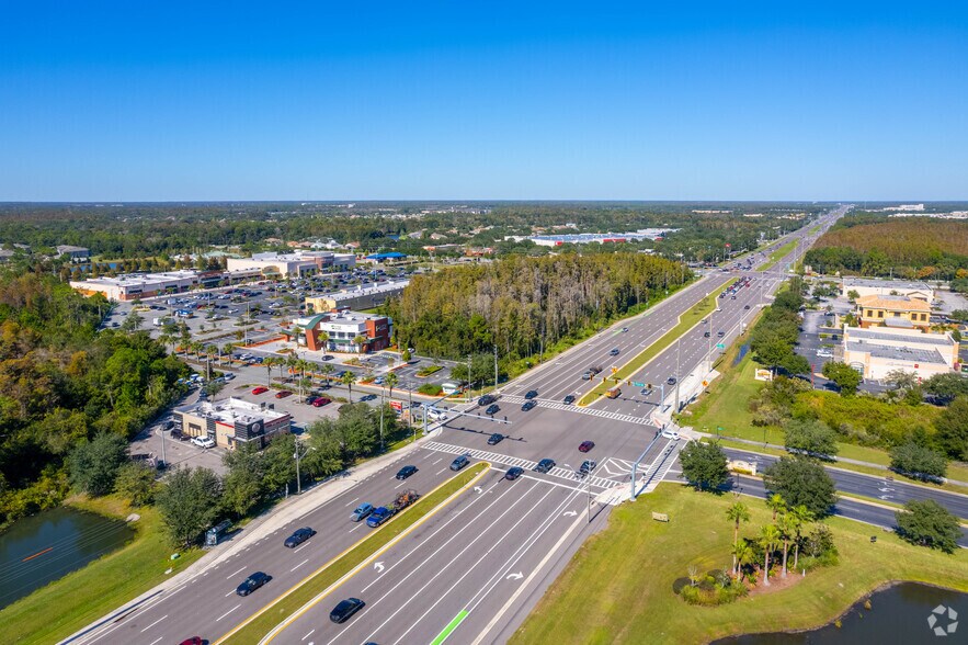 20610 Bruce B Downs Blvd, Tampa, FL à louer - Aérien – Image 3 sur 5