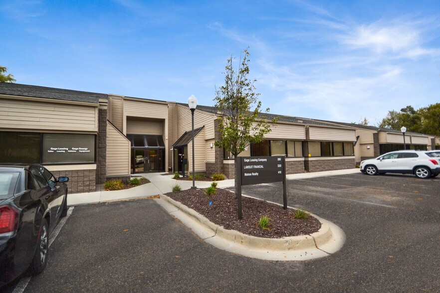 7115 Orchard Lake Rd, West Bloomfield, MI à louer - Photo de l’immeuble – Image 2 sur 5