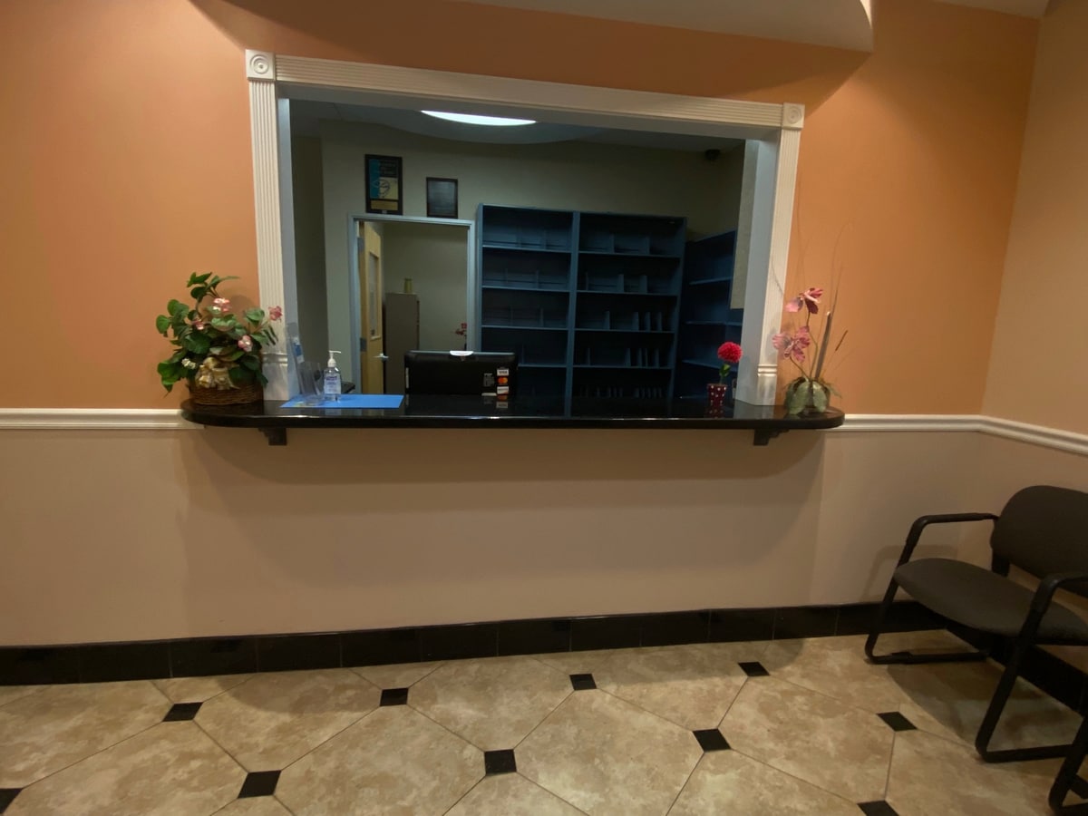 200 Jose Figueres Ave, San Jose, CA 95116 - Lot 312 - - Photo intérieure - Image 2 of 19