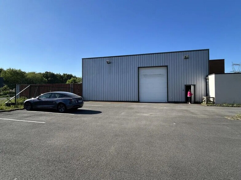 Industriel/Logistique dans Somain à louer - Photo de l’immeuble – Image 2 sur 7