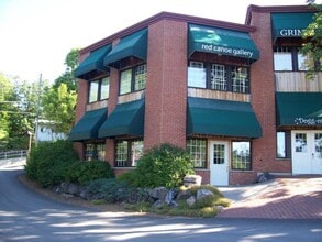 1 Medora, Muskoka Lakes, ON à louer Photo de l’immeuble– Image 1 sur 9