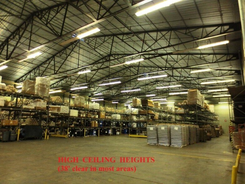 133 Yorkville Rd E, Columbus, MS à vendre - Photo intérieure – Image 1 sur 1