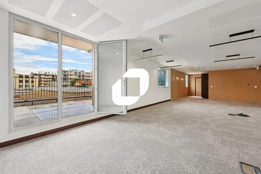 Bureau dans Saint-Maur-des-Fossés à louer - Photo de l’immeuble – Image 3 sur 14