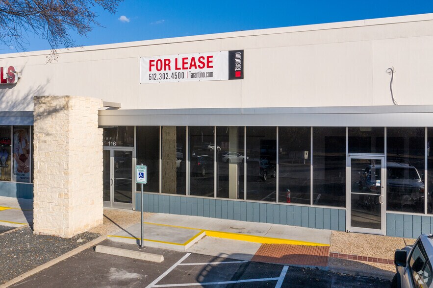 4631 Airport Blvd, Austin, TX à louer - Photo de l’immeuble – Image 3 sur 6