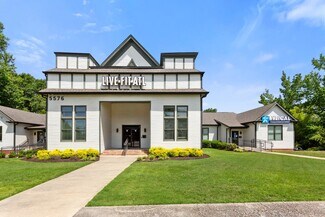 Plus de détails pour 5576 Peachtree Rd, Atlanta, GA - Bureau/Local commercial à louer