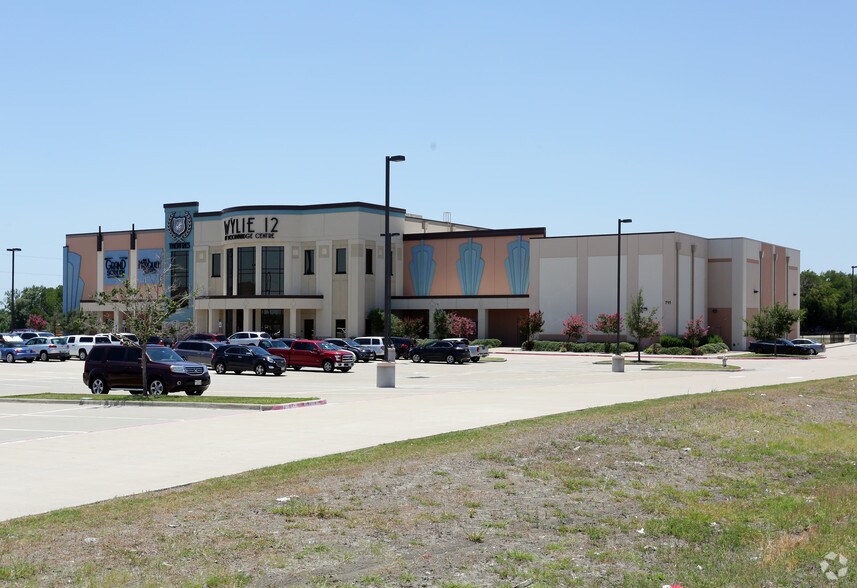 711 Woodbridge Pky, Wylie, TX à vendre - Photo de l’immeuble – Image 3 sur 3
