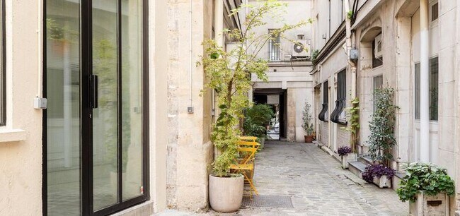 Plus de détails pour 147 Rue Du Temple, Paris - Bureau à louer