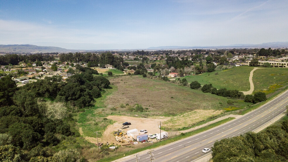 5301 S Bradley Rd, Santa Maria, CA à vendre - Aérien – Image 2 sur 3