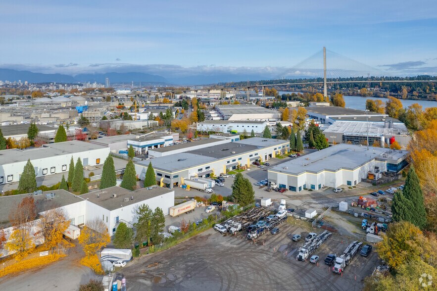 464 Fraserview Pl, Delta, BC à louer - Aérien – Image 2 sur 3