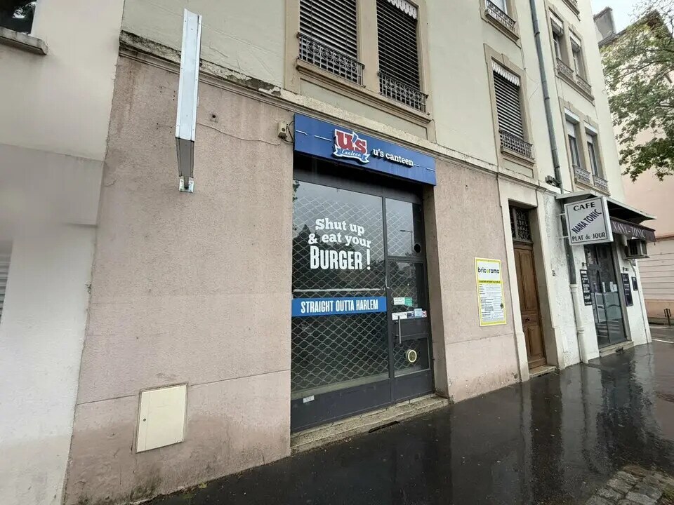 Local commercial dans Lyon à louer Photo de l’immeuble– Image 1 sur 8