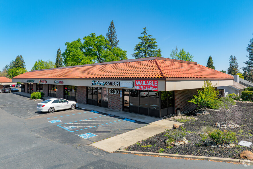 5200-5252 Sunrise Blvd, Fair Oaks, CA à louer - Photo de l’immeuble – Image 2 sur 24
