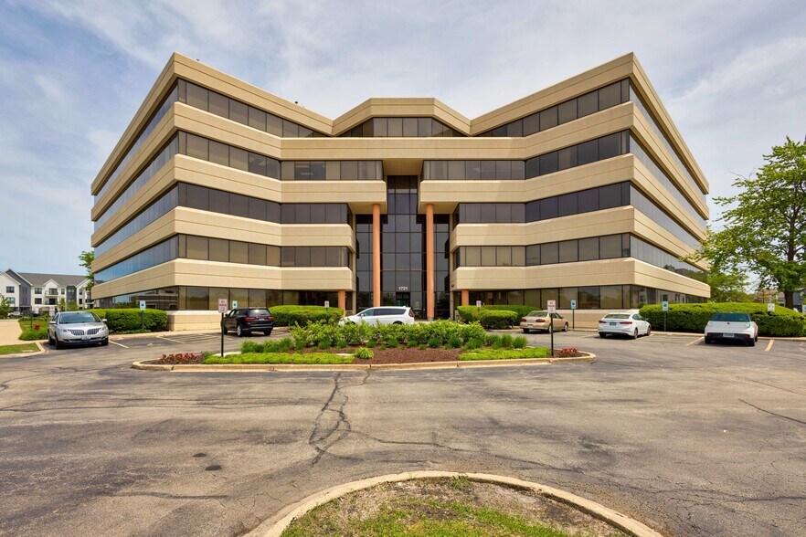 1721 Moon Lake Blvd, Hoffman Estates, IL à louer - Photo de l’immeuble – Image 2 sur 47