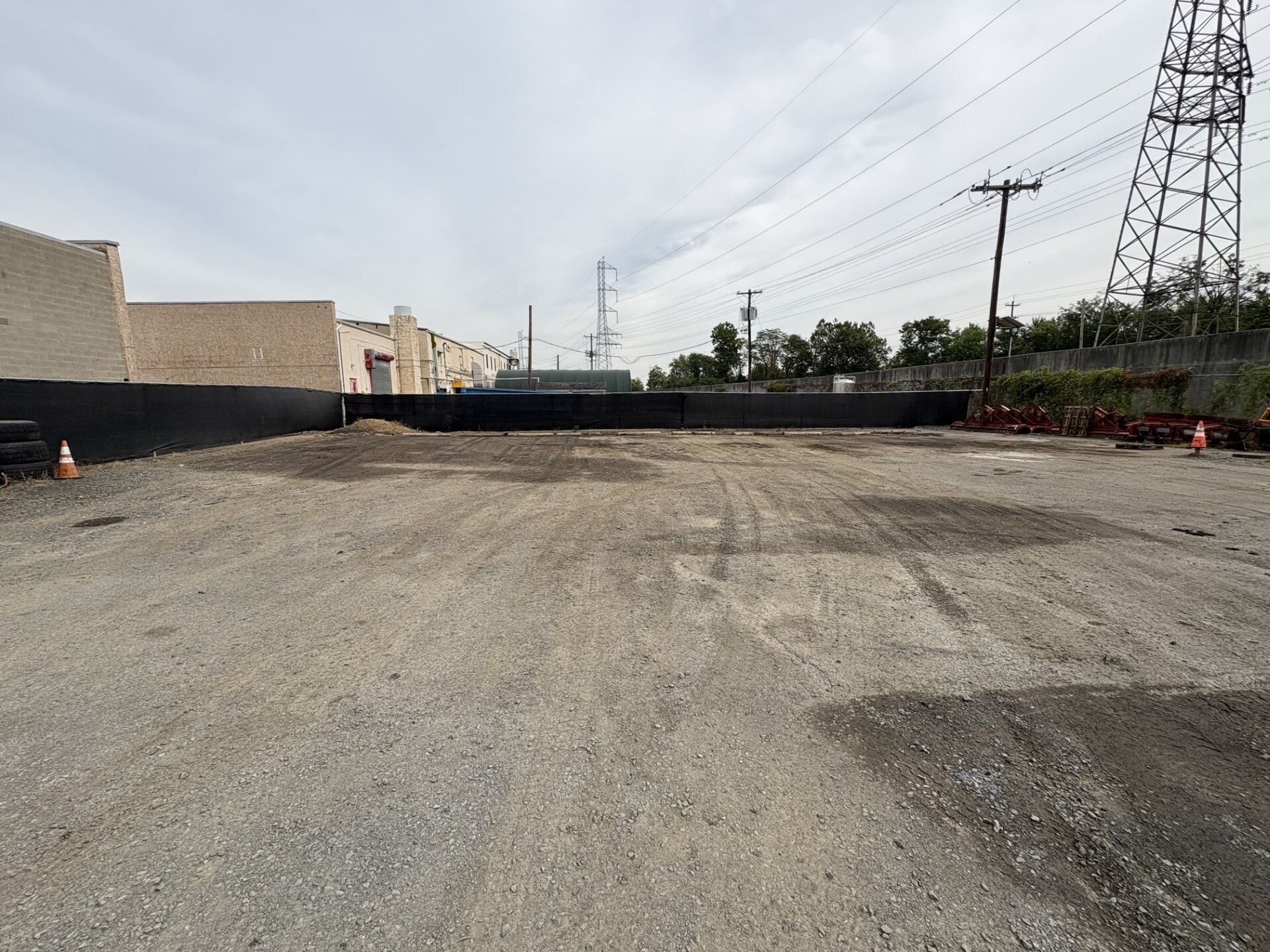 100 W Main St, Bound Brook, NJ à louer Photo intérieure– Image 1 sur 6