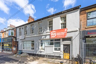 Plus de détails pour 18-20 Cottingham Rd, Hull - Local commercial à louer