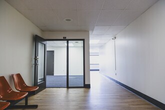 1000 E Broad St, Columbus, OH à louer Photo intérieure– Image 2 sur 9