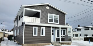 Plus de détails pour 115 Rue Saint-Patrice E, Magog, QC - Logement à vendre