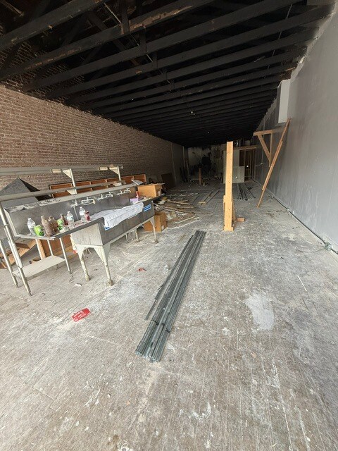 430-436 W Commercial St, Springfield, MO à louer Photo intérieure– Image 1 sur 7